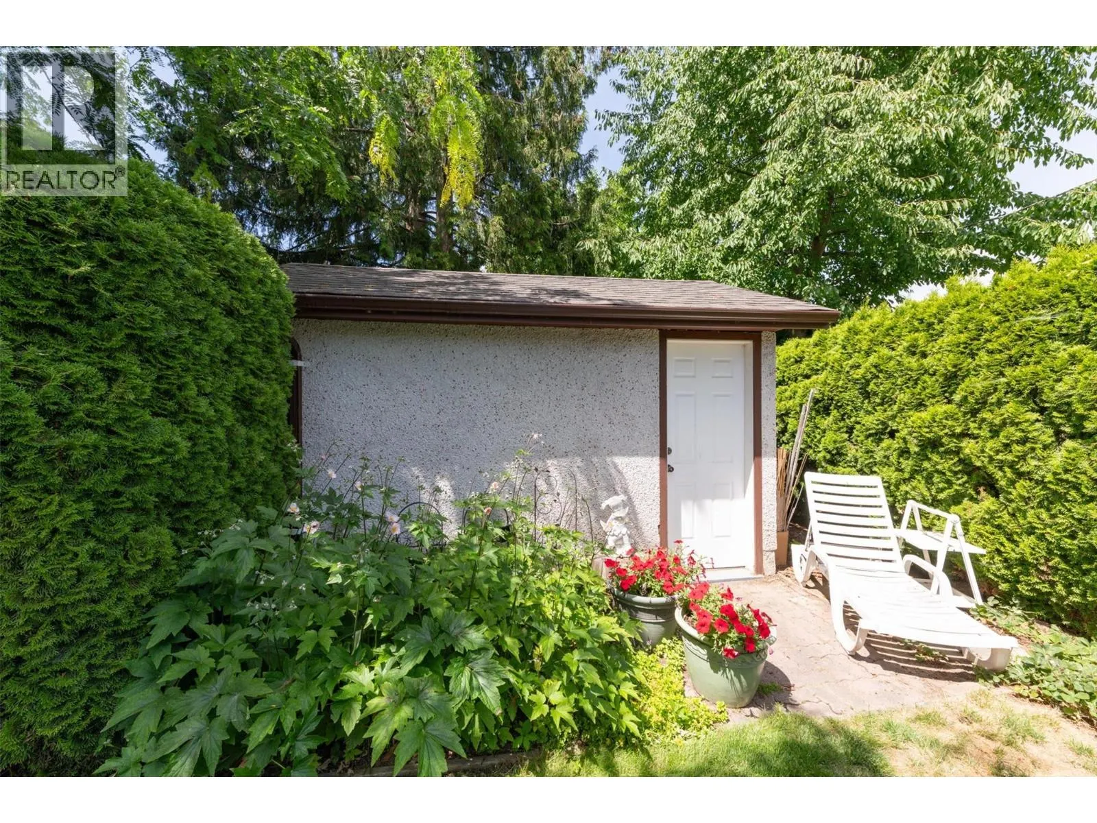 2434 Rhondda Crescent