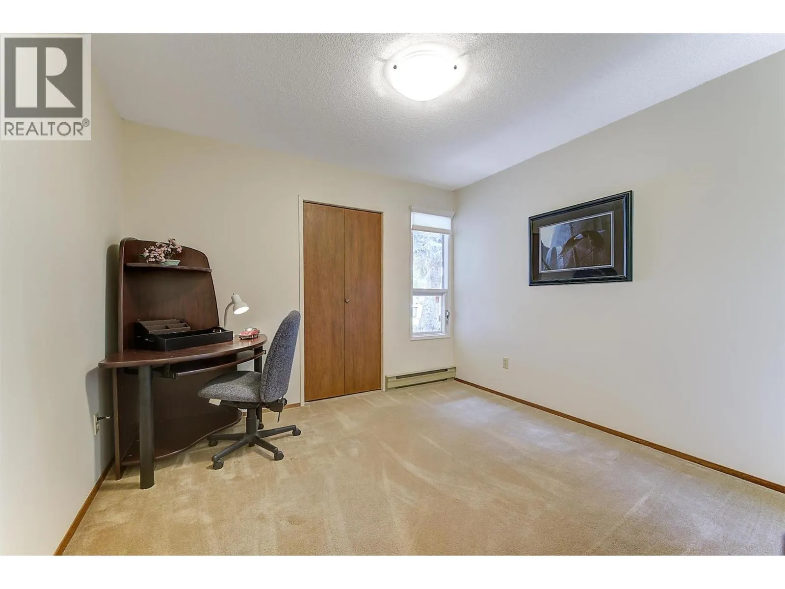 2434 Rhondda Crescent