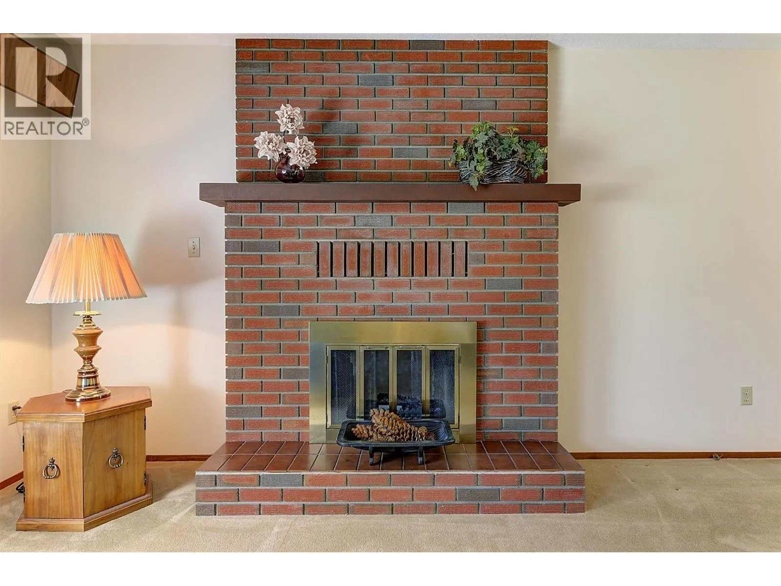 2434 Rhondda Crescent