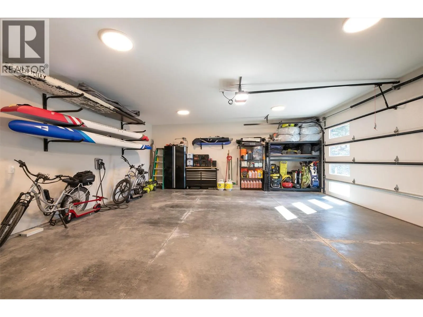 10178 Beacon Hill Drive