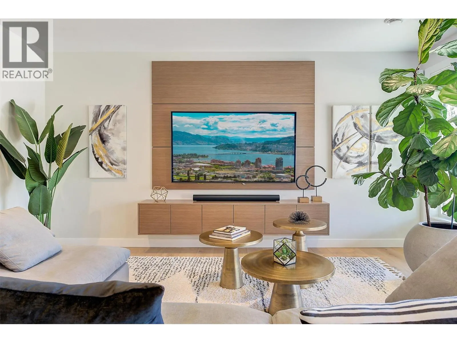 10178 Beacon Hill Drive