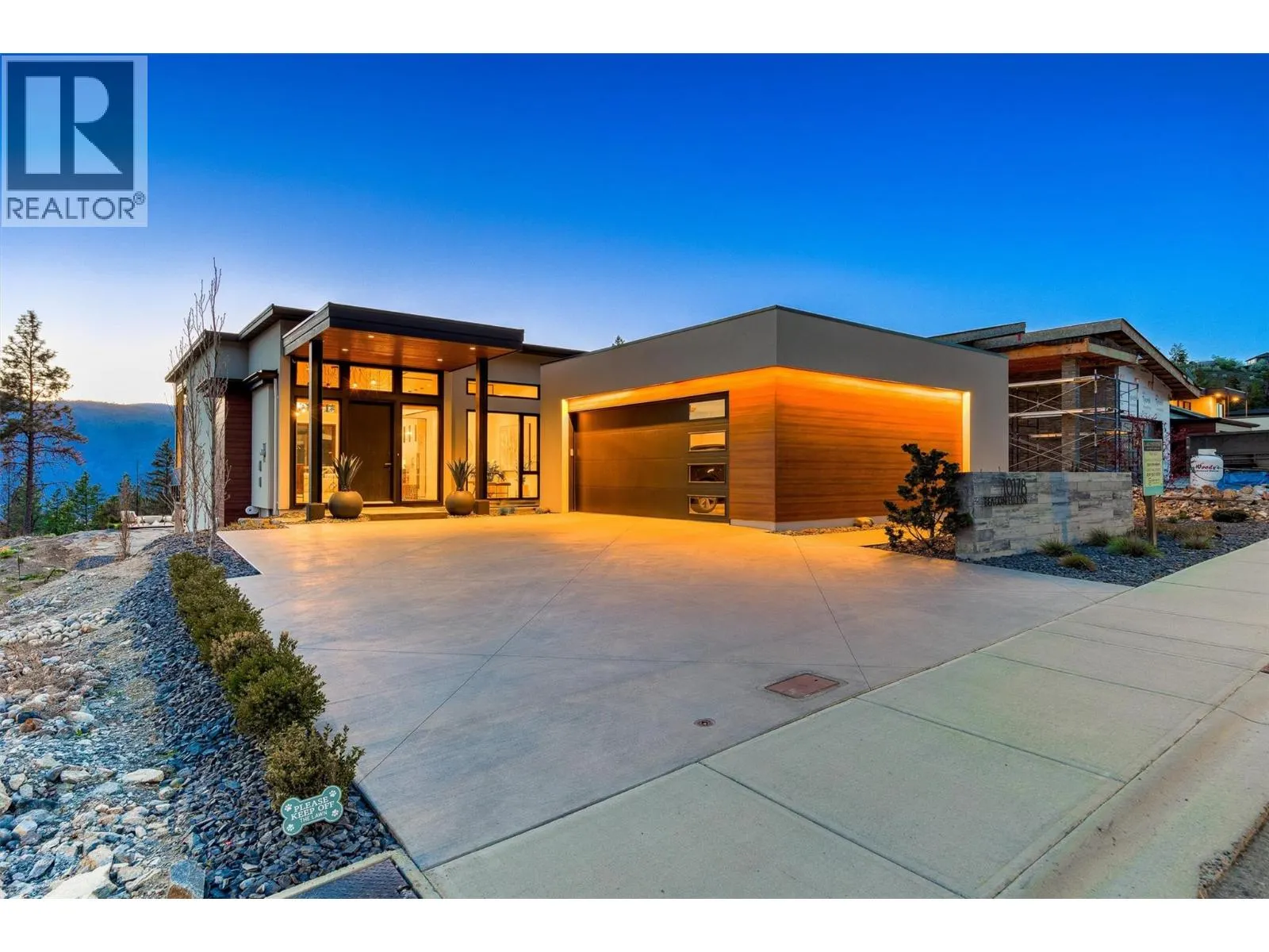 10178 Beacon Hill Drive