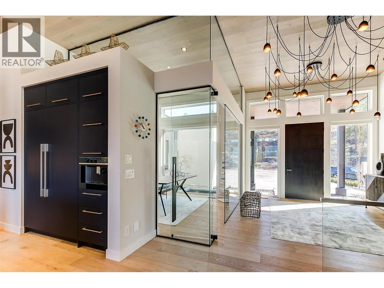 10178 Beacon Hill Drive