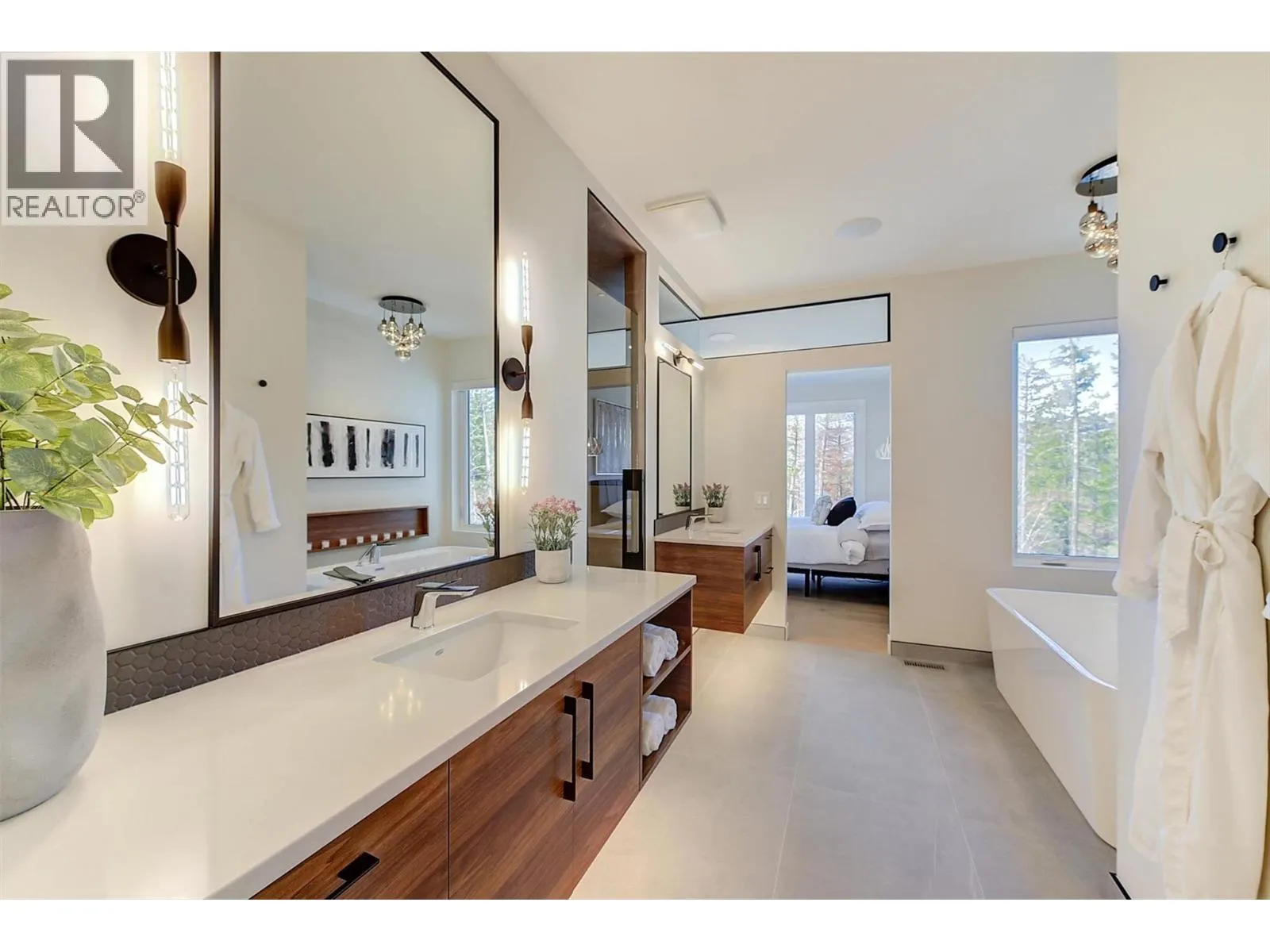 10178 Beacon Hill Drive