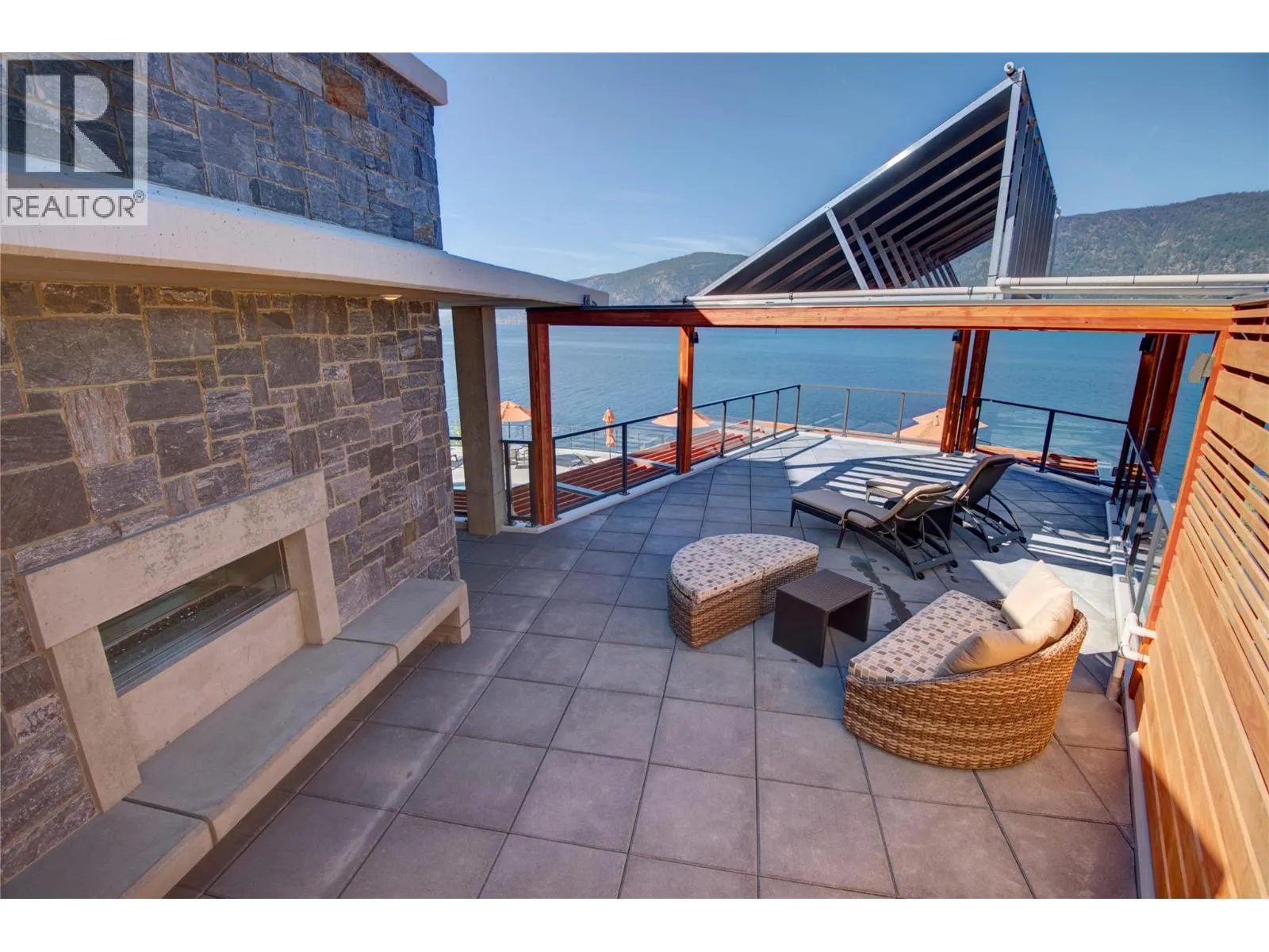 10178 Beacon Hill Drive