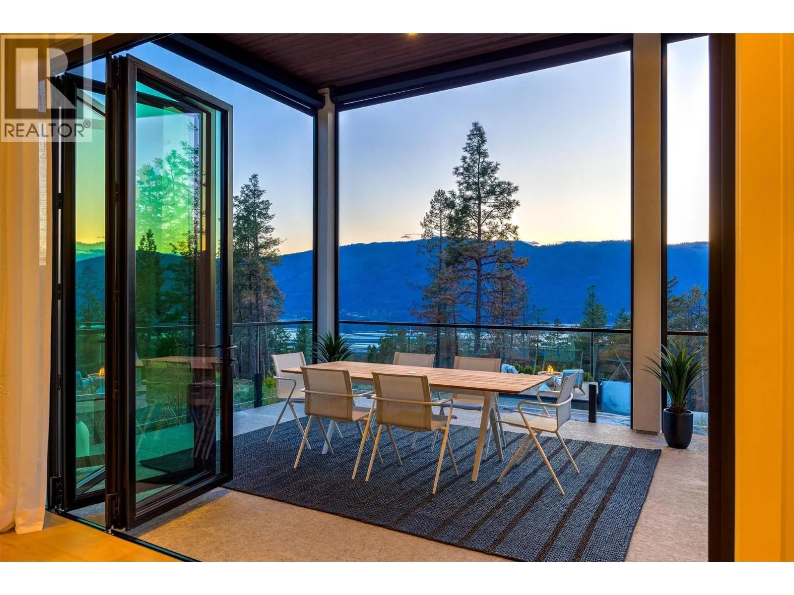 10178 Beacon Hill Drive