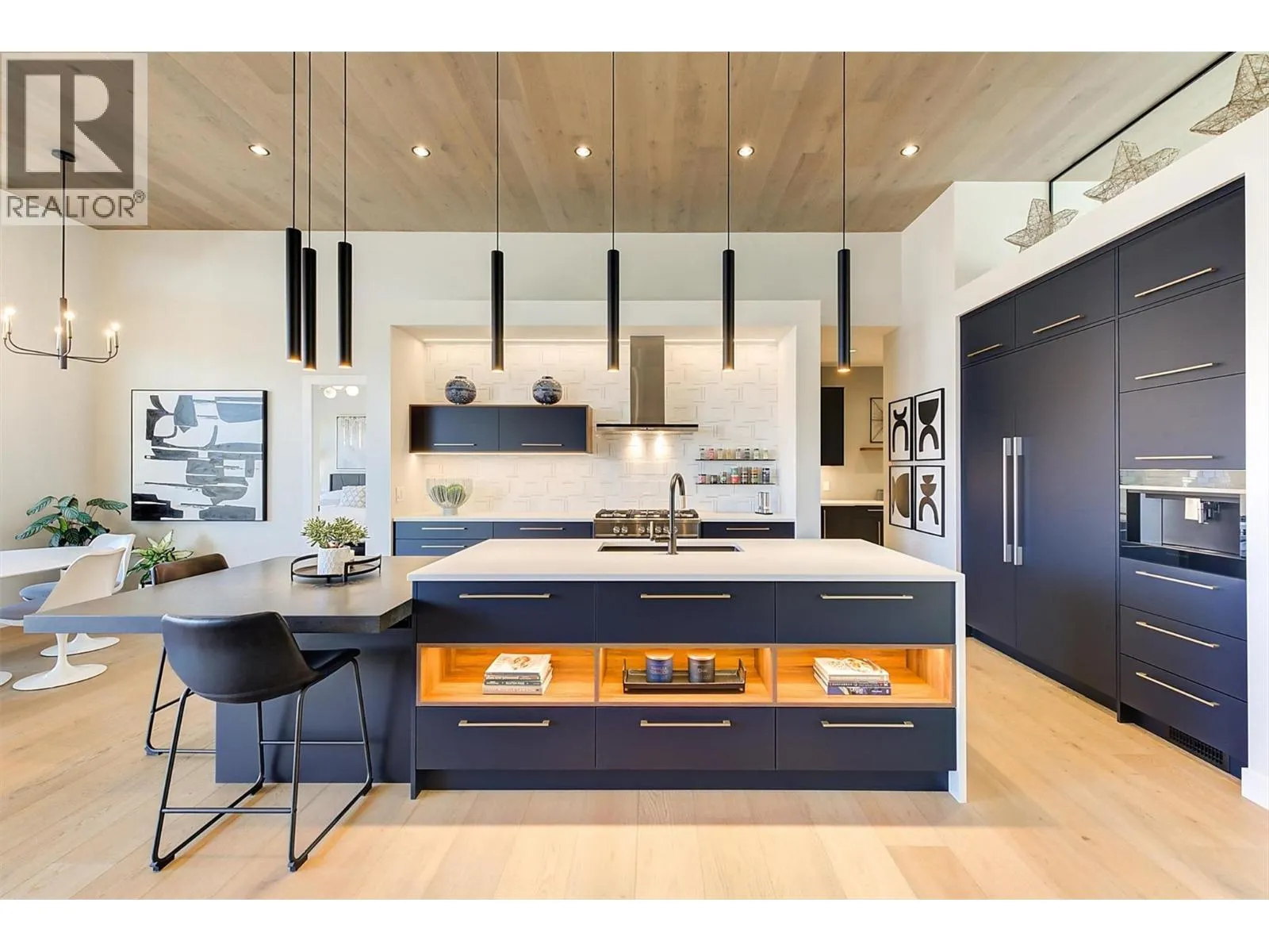 10178 Beacon Hill Drive