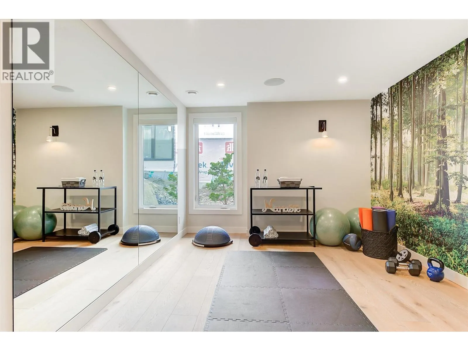 10178 Beacon Hill Drive