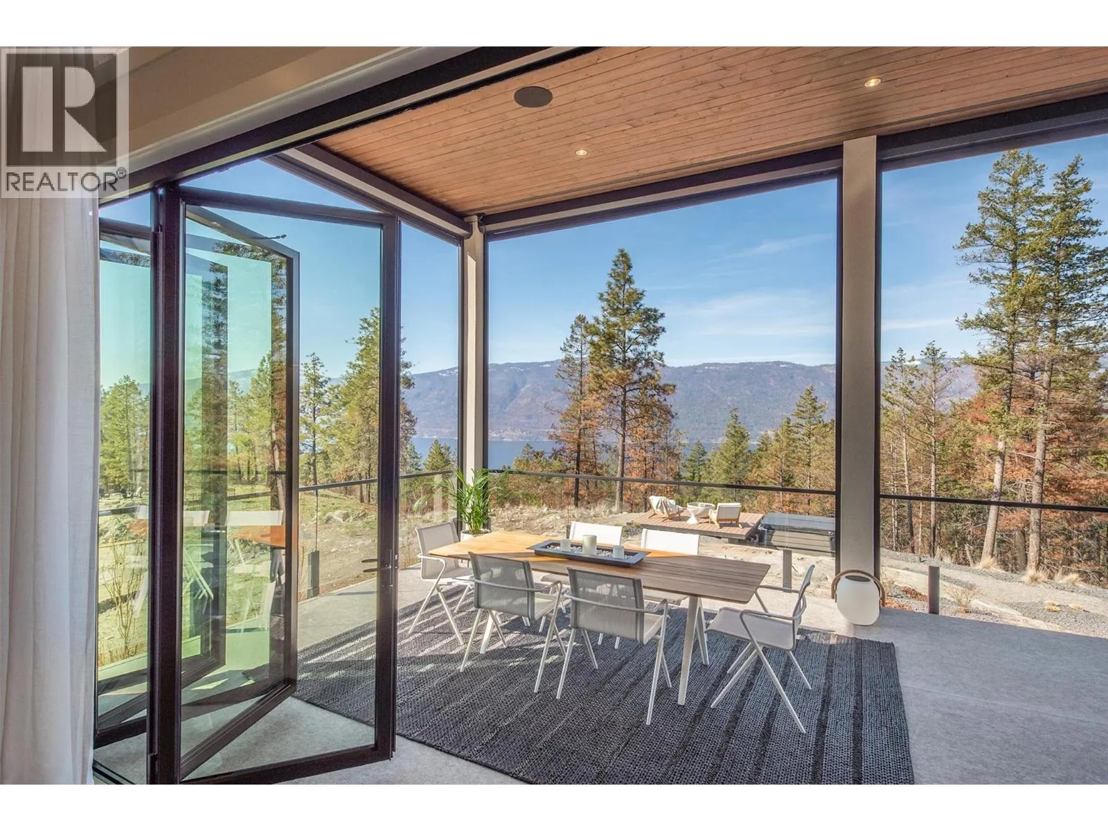 10178 Beacon Hill Drive