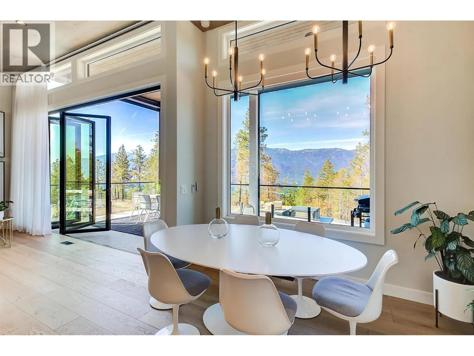 10178 Beacon Hill Drive