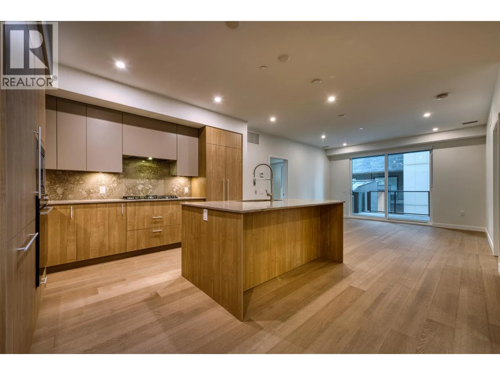 9654 Benchland Drive Unit# 201
