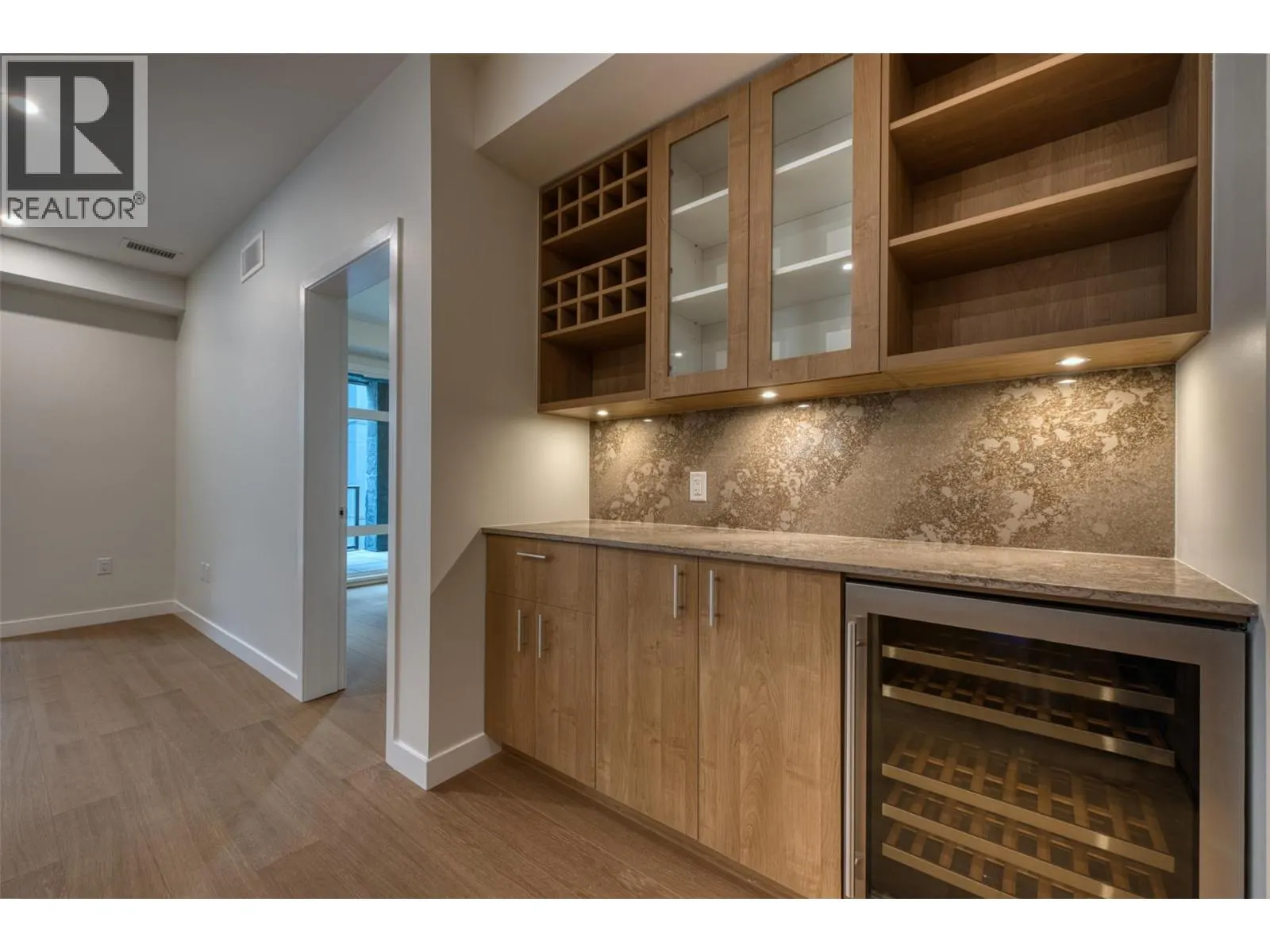 9654 Benchland Drive Unit# 201