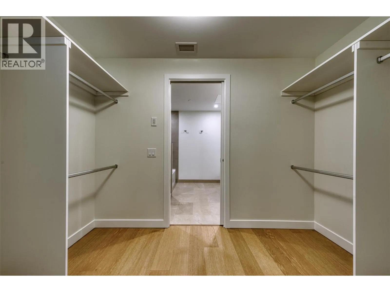 9654 Benchland Drive Unit# 201