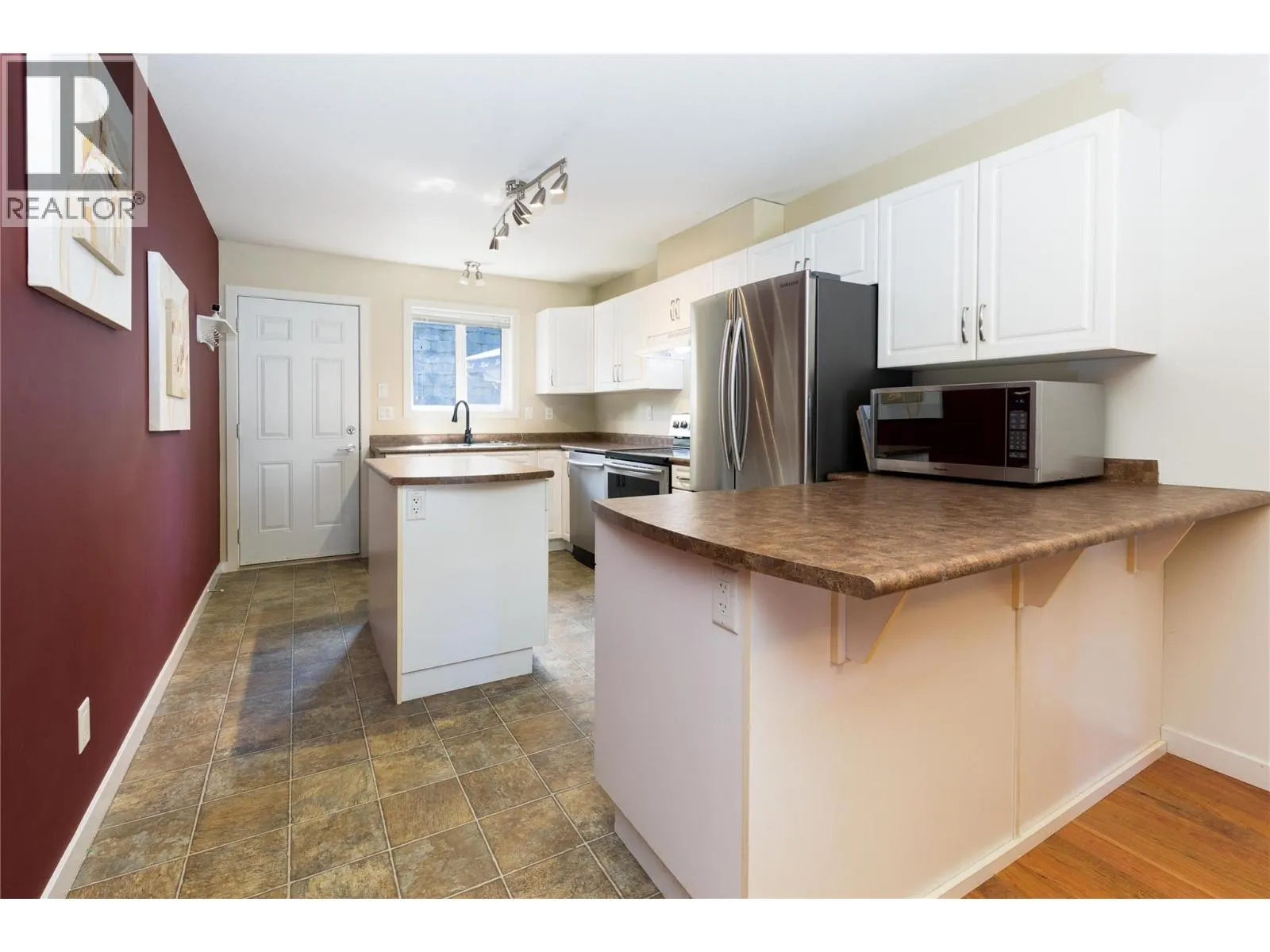 171 17 Street SE Unit# 2