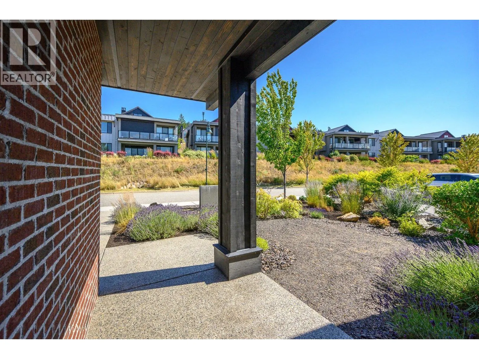 225 Dominion Way