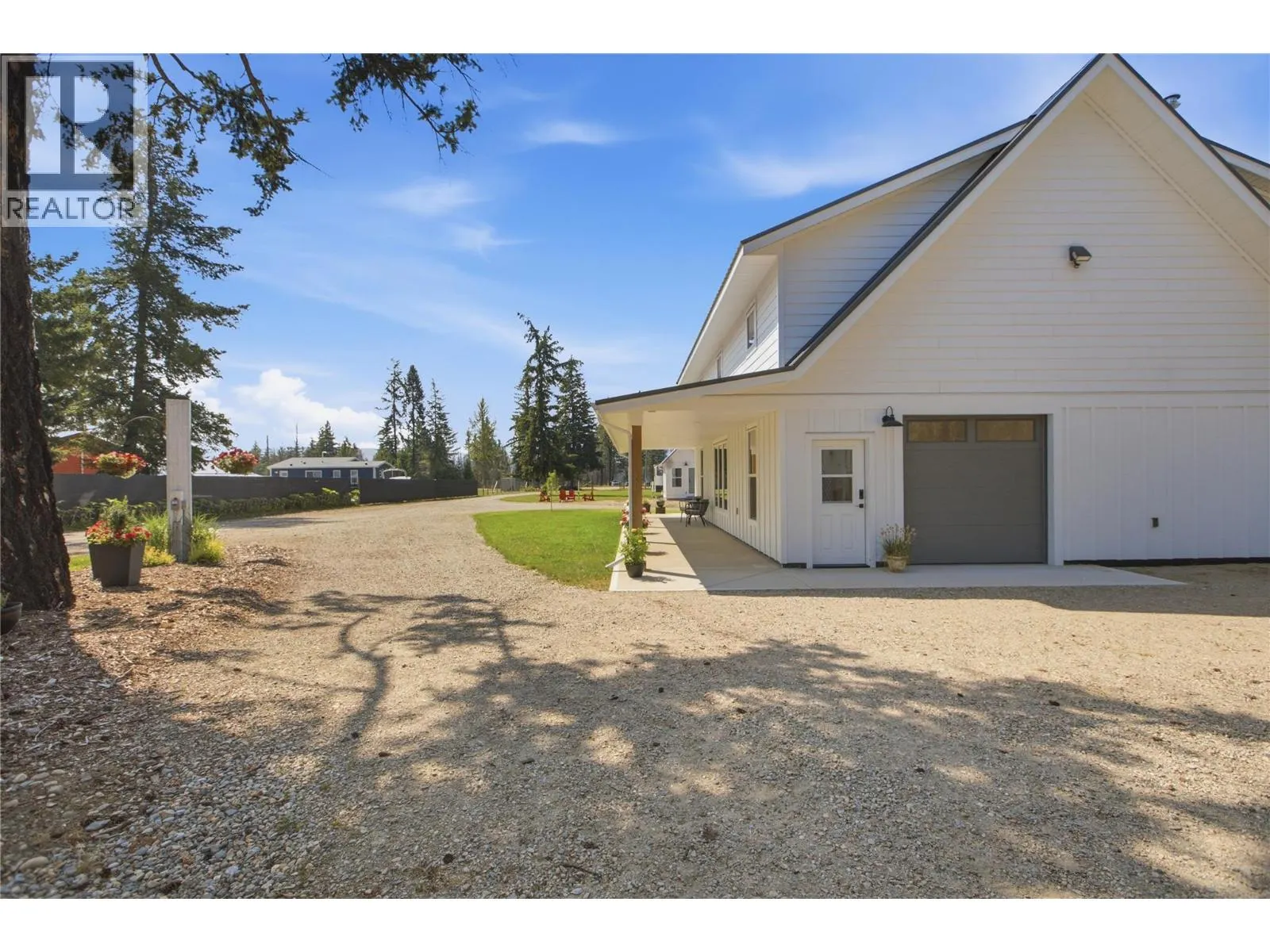 3747 Hilliam Road