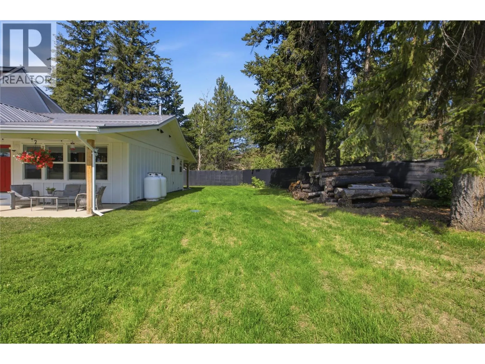 3747 Hilliam Road