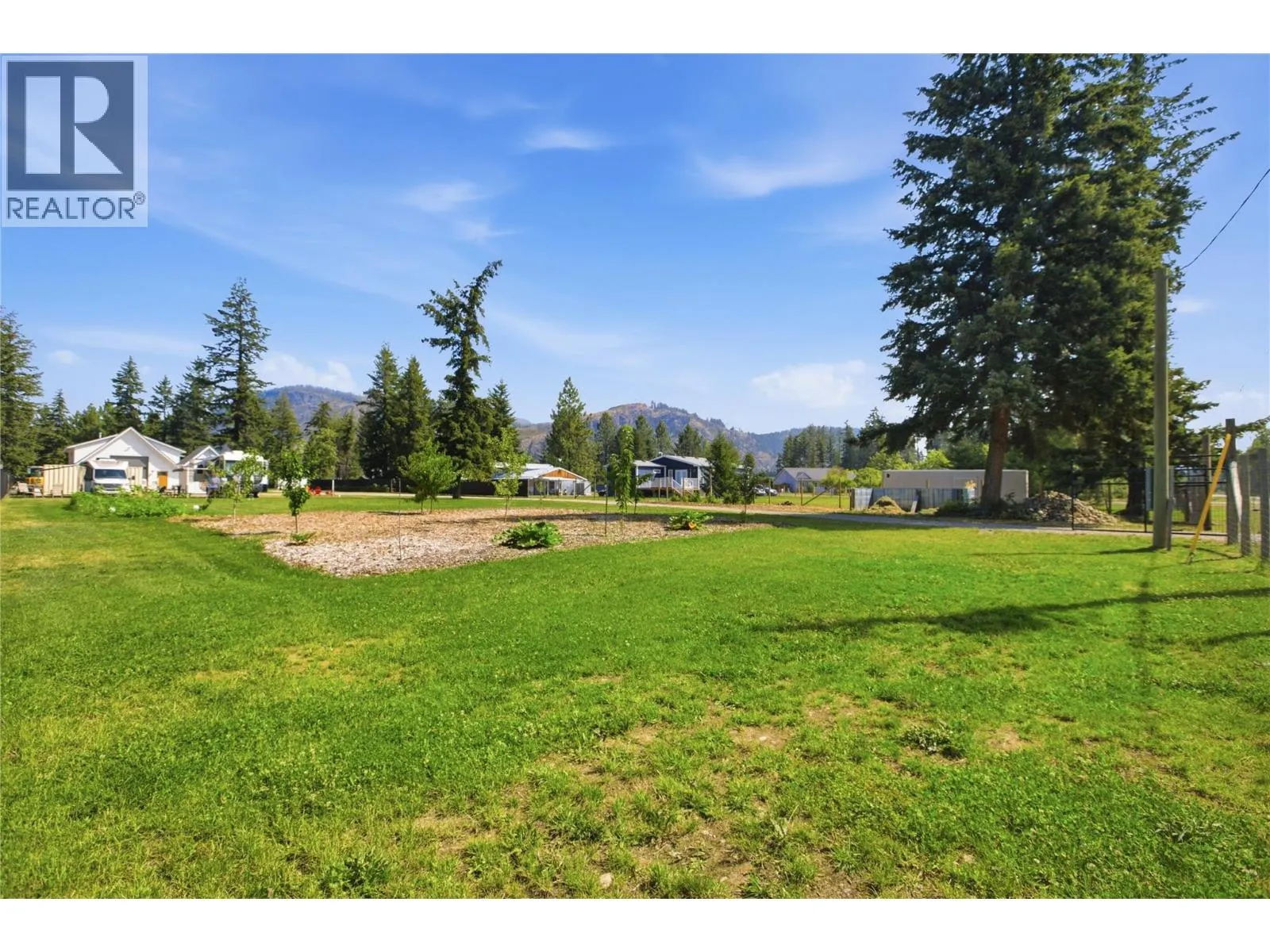 3747 Hilliam Road