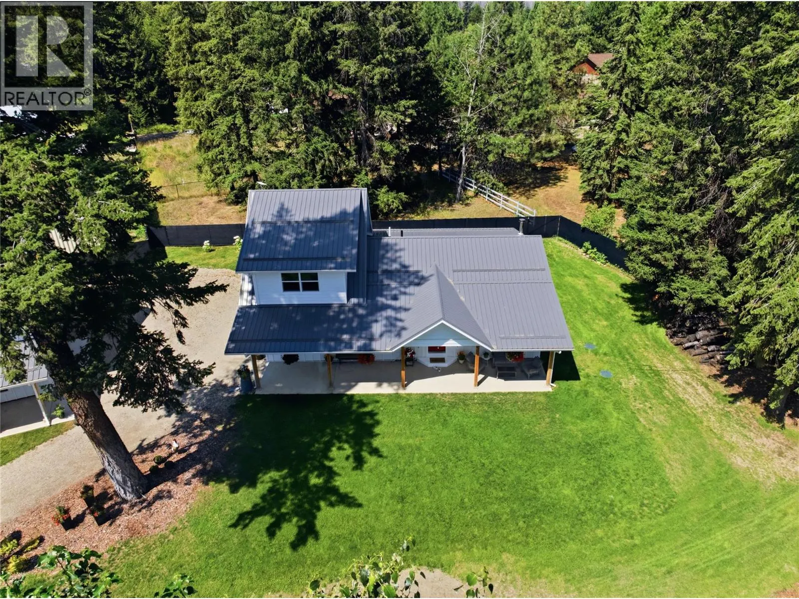 3747 Hilliam Road