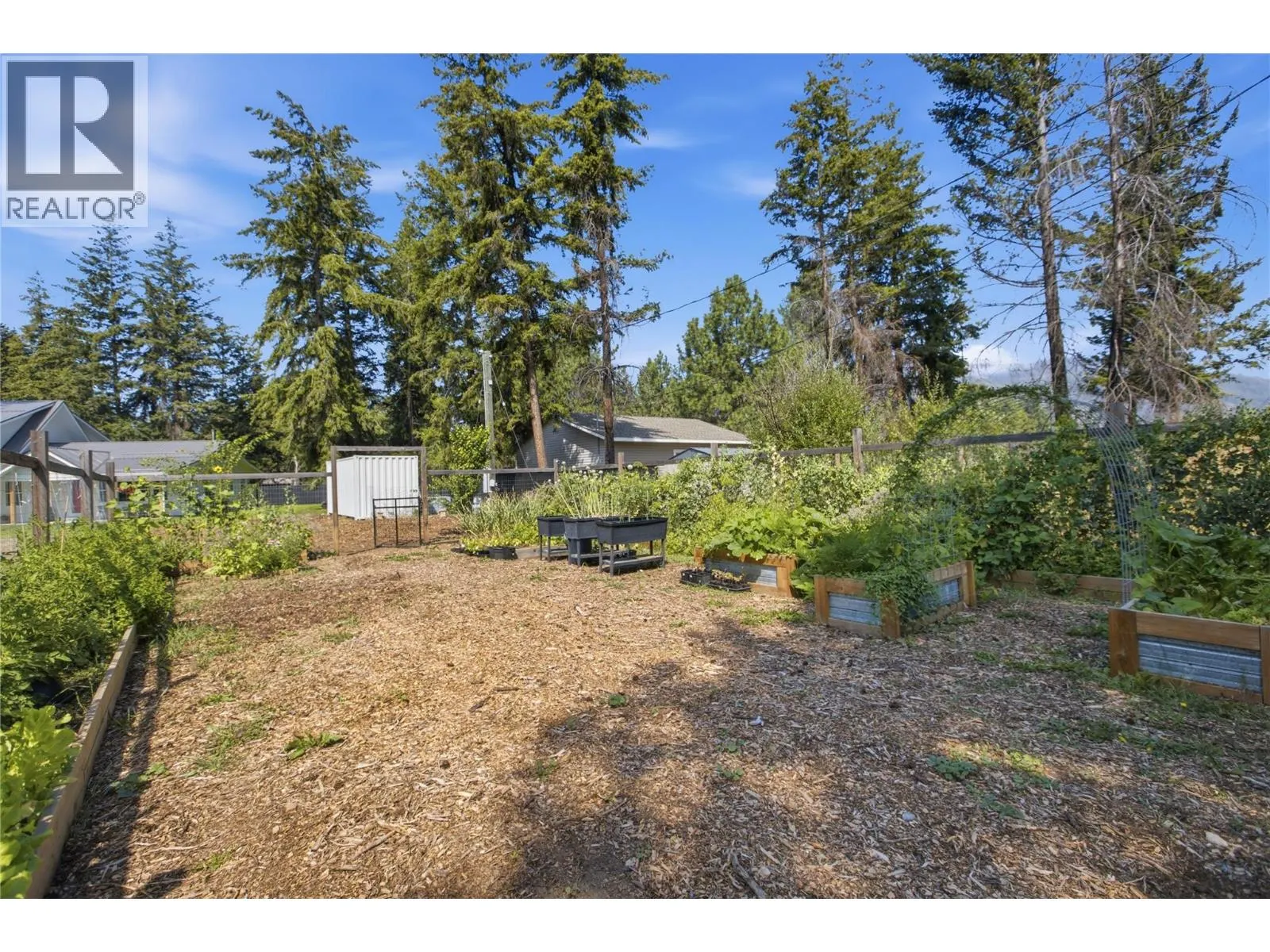 3747 Hilliam Road