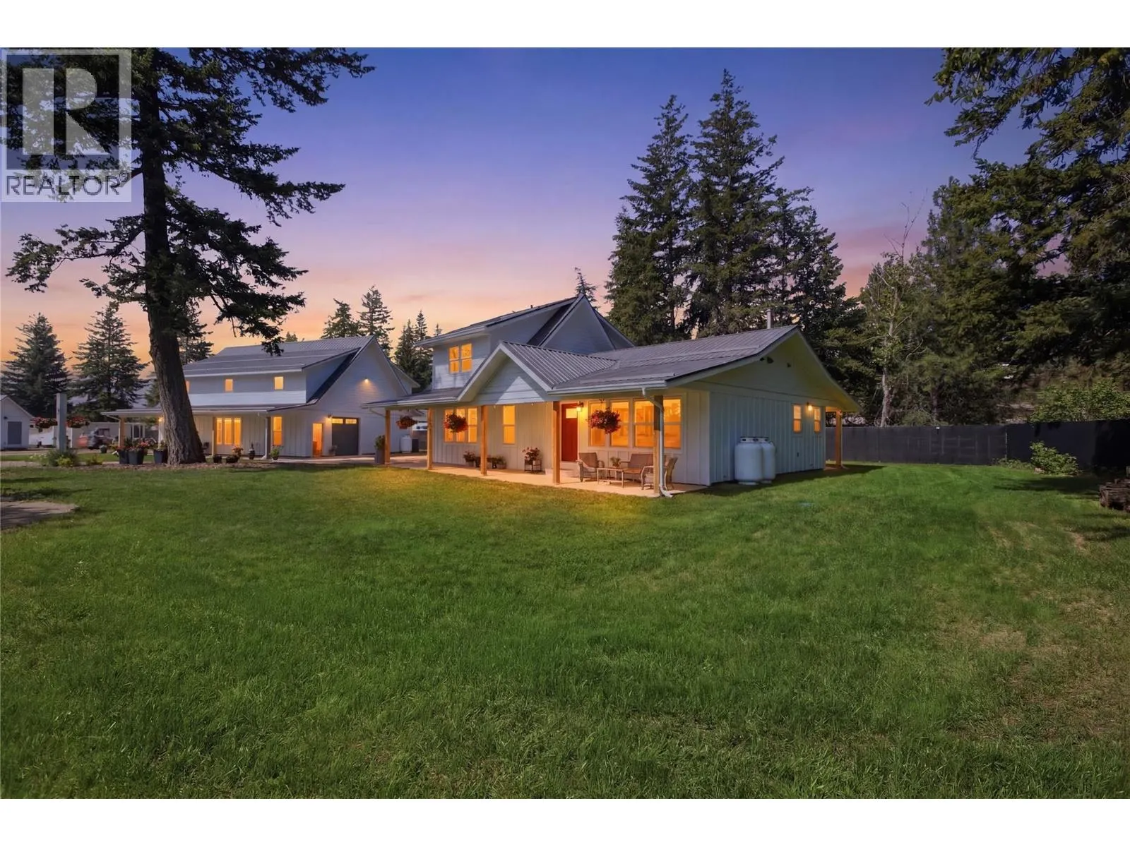 3747 Hilliam Road