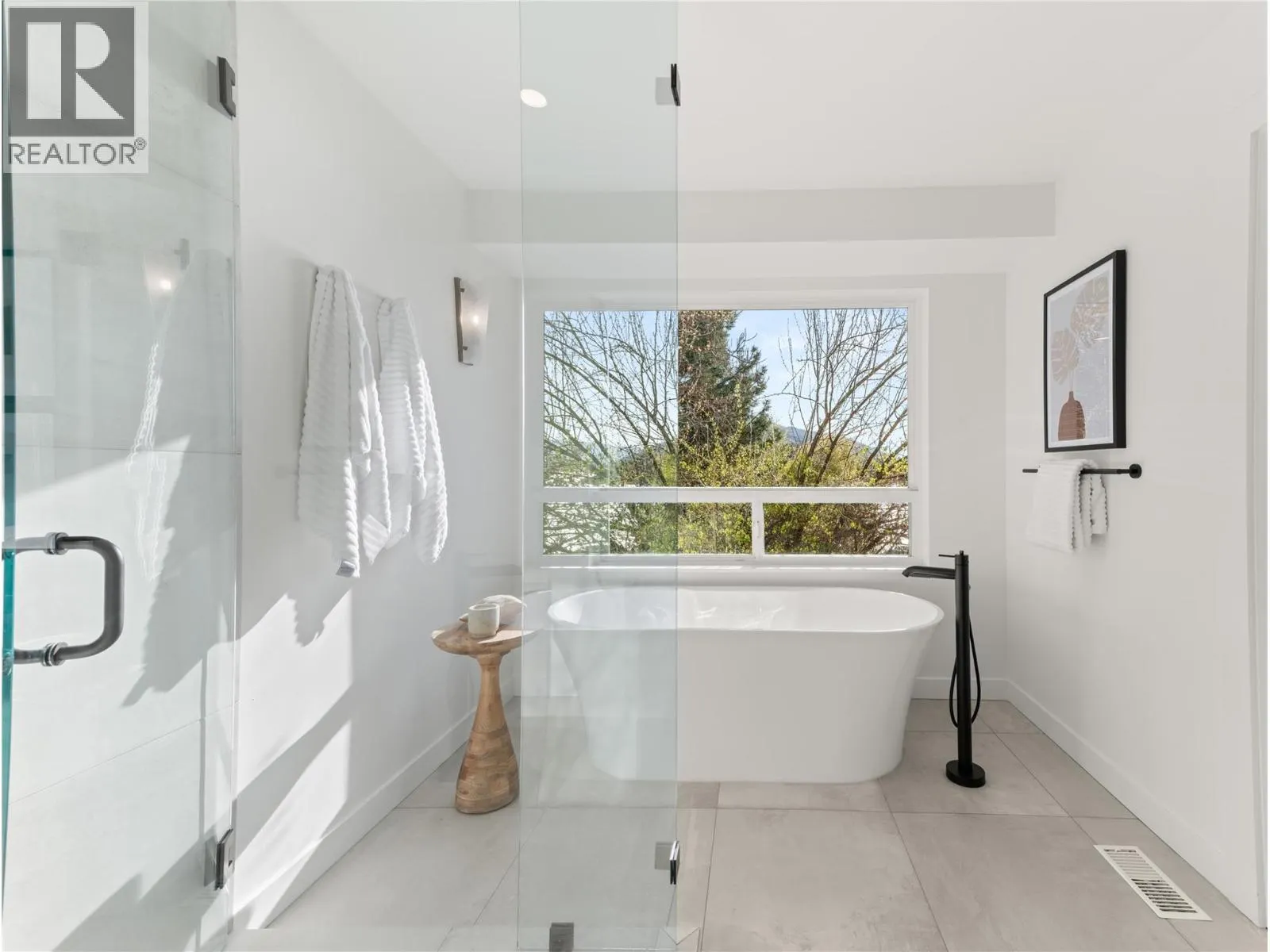 5538 Lakeshore Road