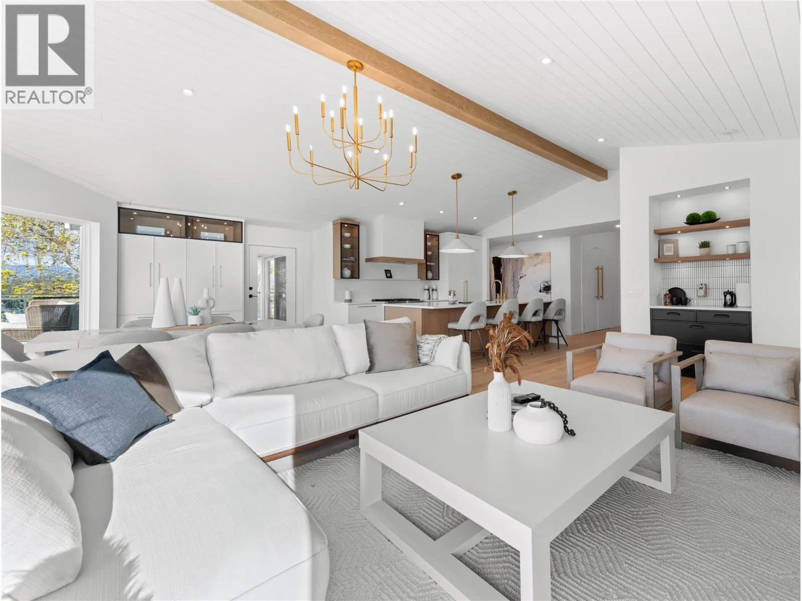 5538 Lakeshore Road