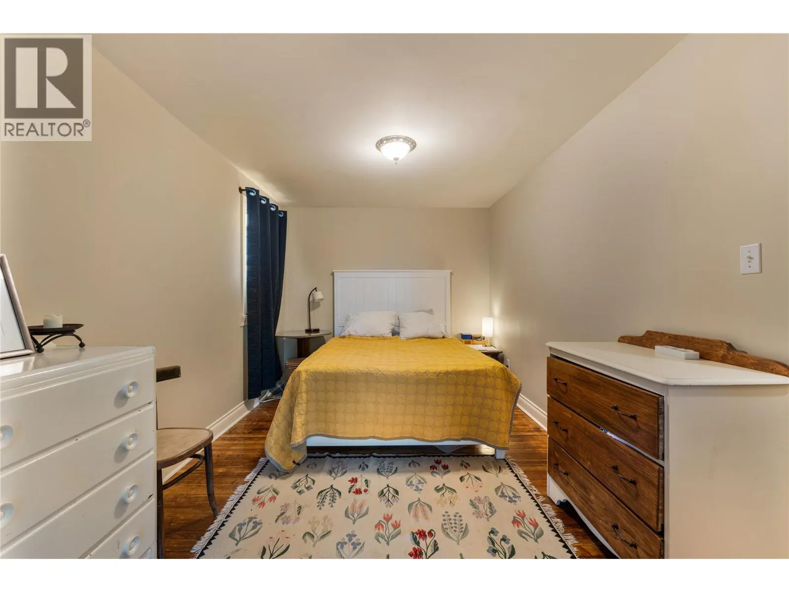 691-693 Okanagan Boulevard
