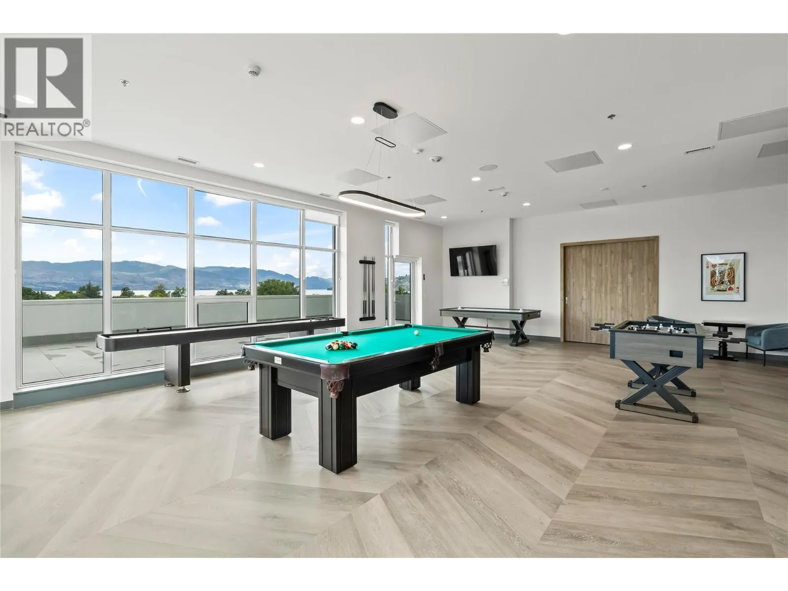 1626 Water Street Unit# 2705