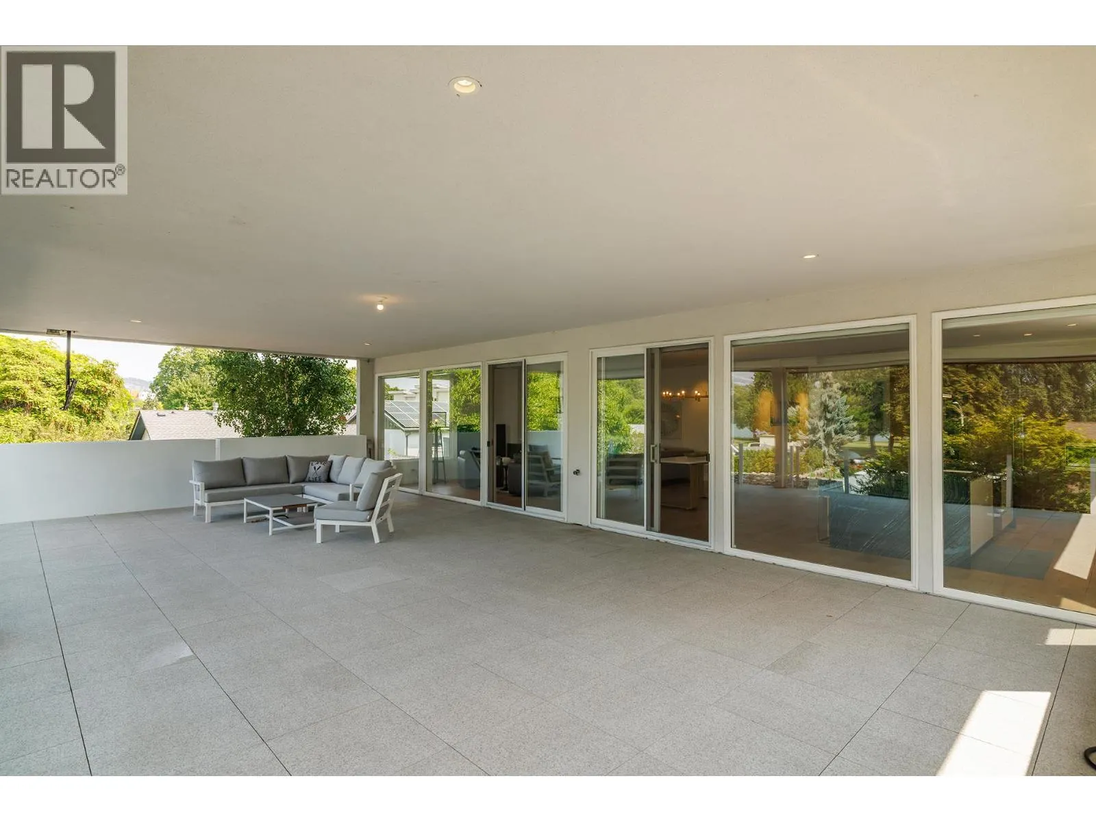 2630 Bath Street Unit# 201