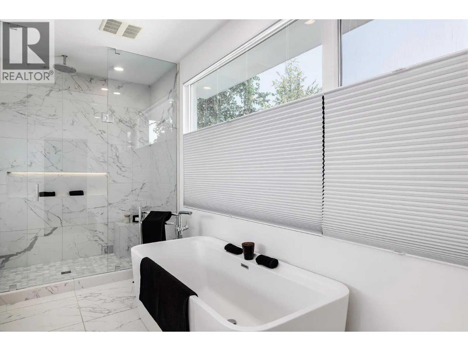 2630 Bath Street Unit# 201