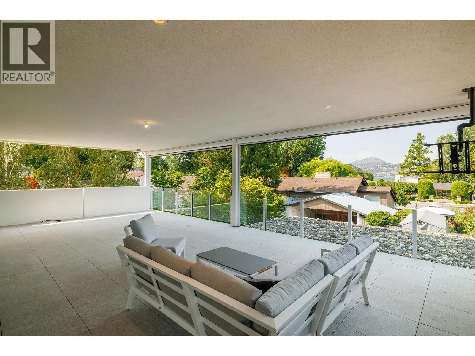 2630 Bath Street Unit# 201