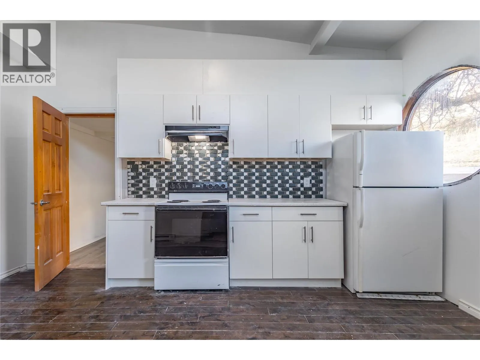 3422 Broadview Road