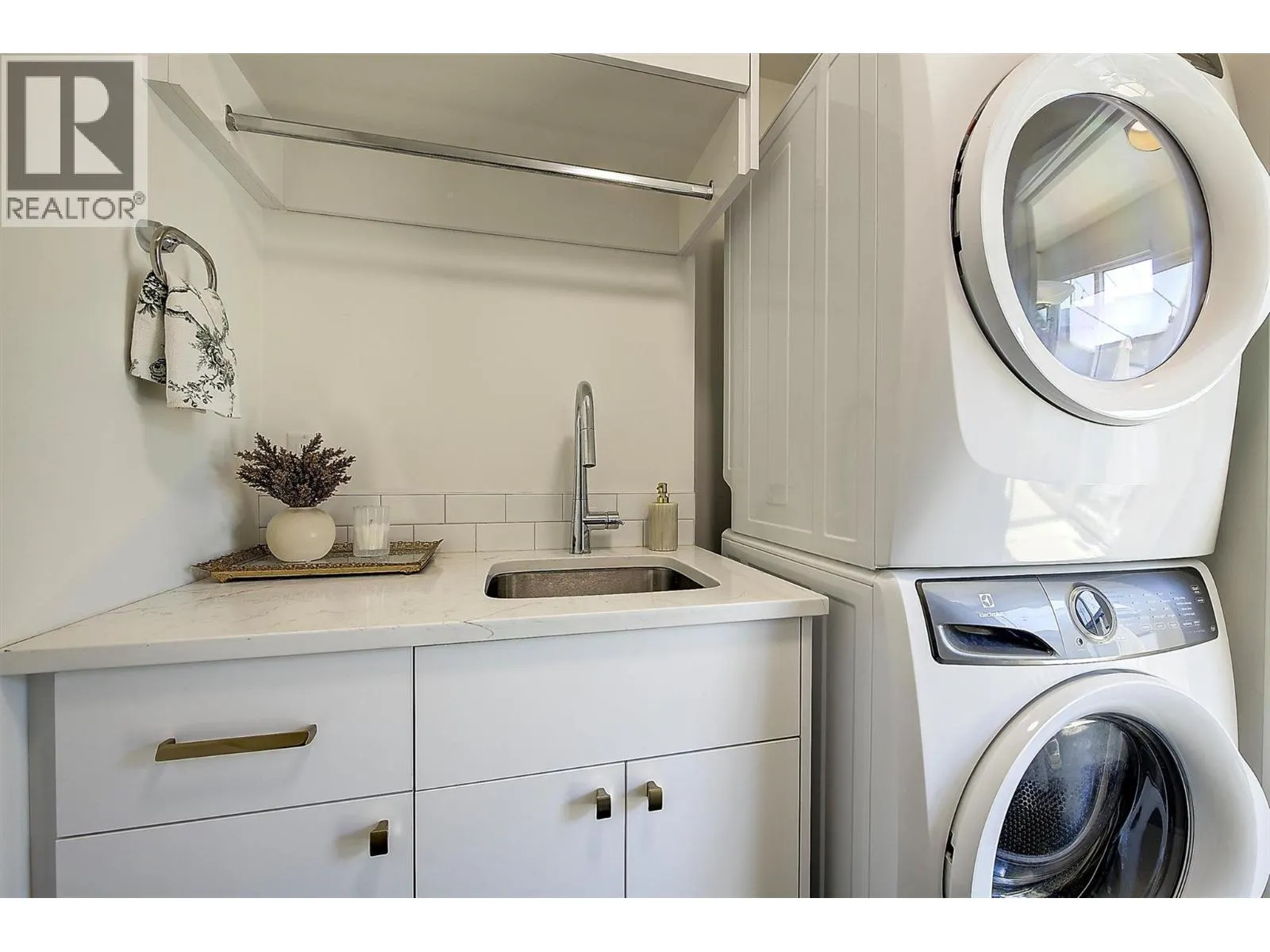 877 Morrison Avenue Unit# 3