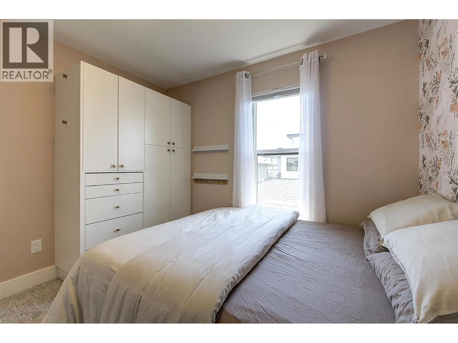 877 Morrison Avenue Unit# 3