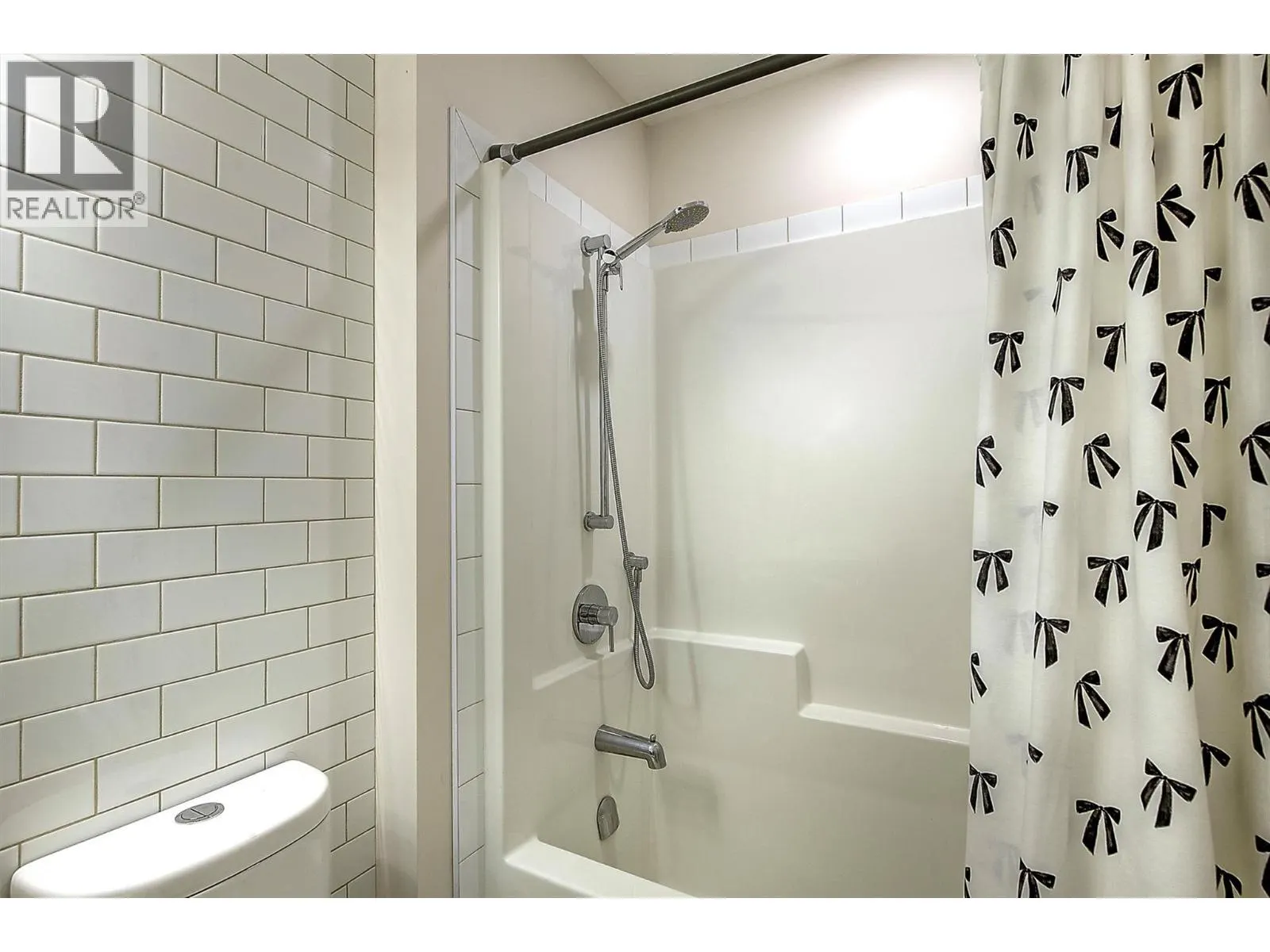 877 Morrison Avenue Unit# 3