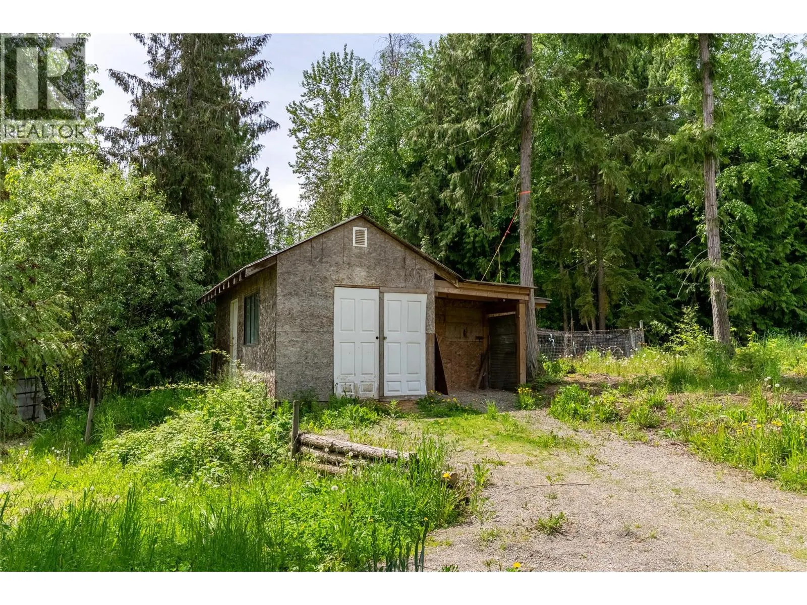 63 LIBICH Road