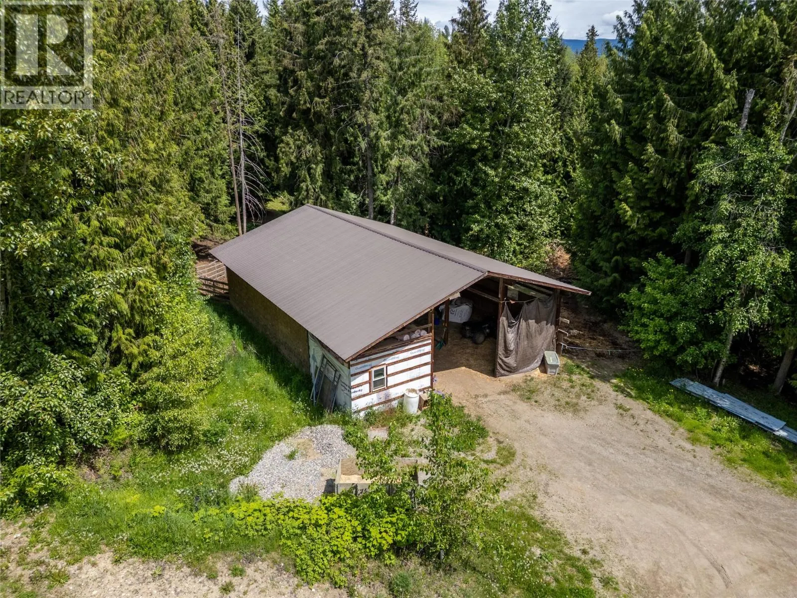 63 LIBICH Road