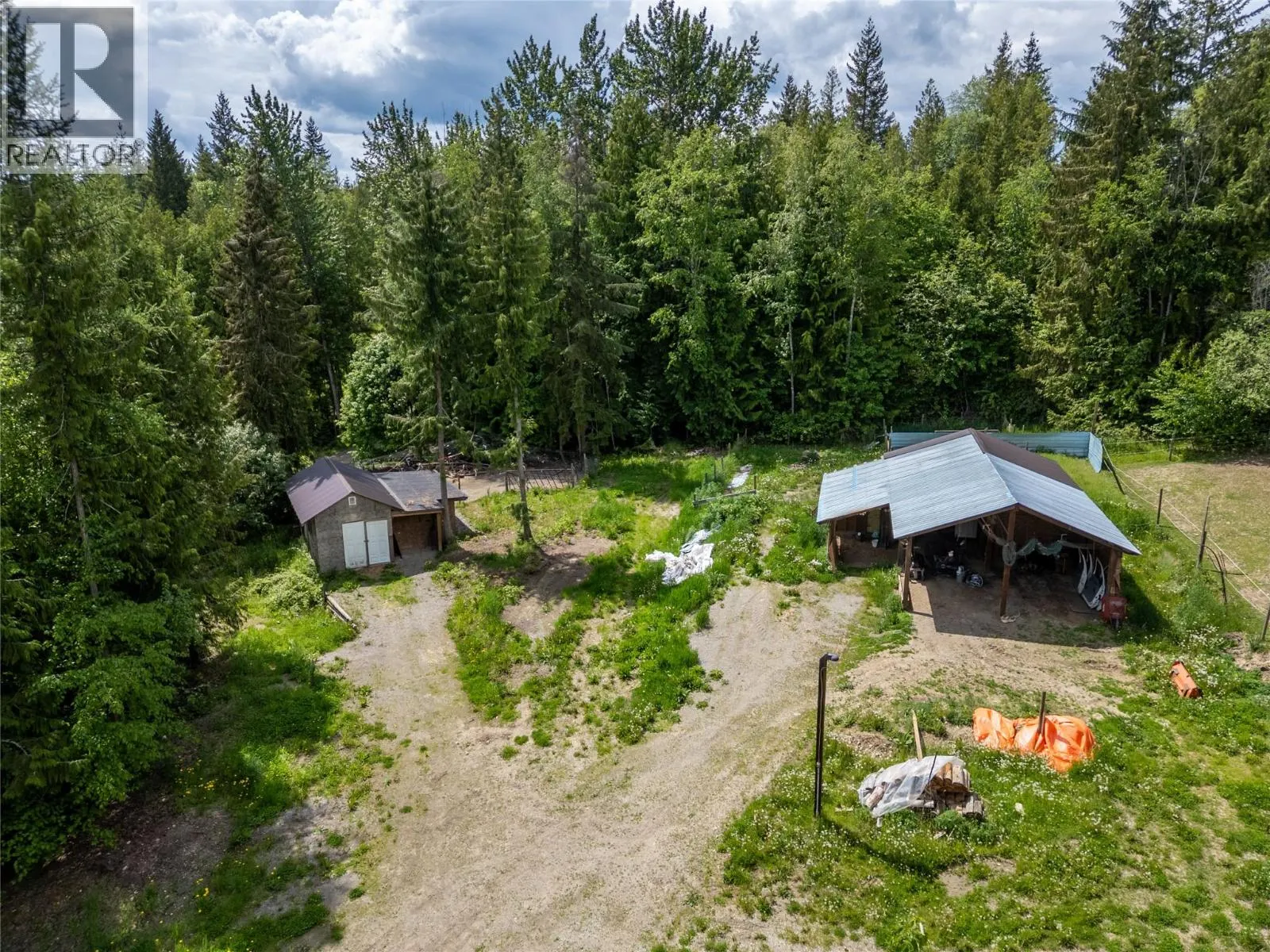 63 LIBICH Road