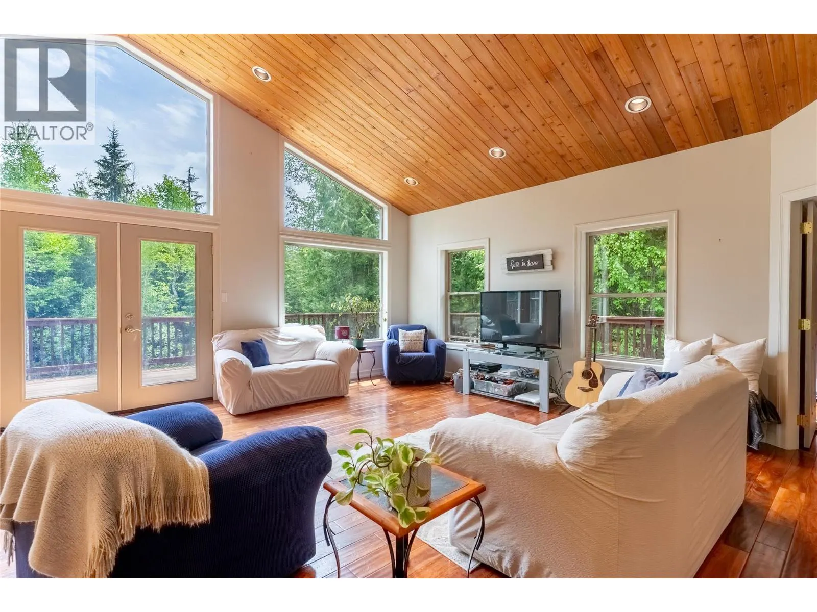 63 LIBICH Road