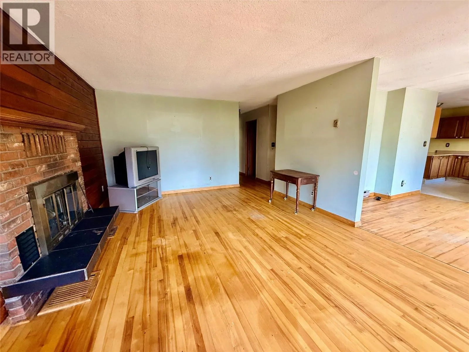 3332 Lakeview Heights Drive