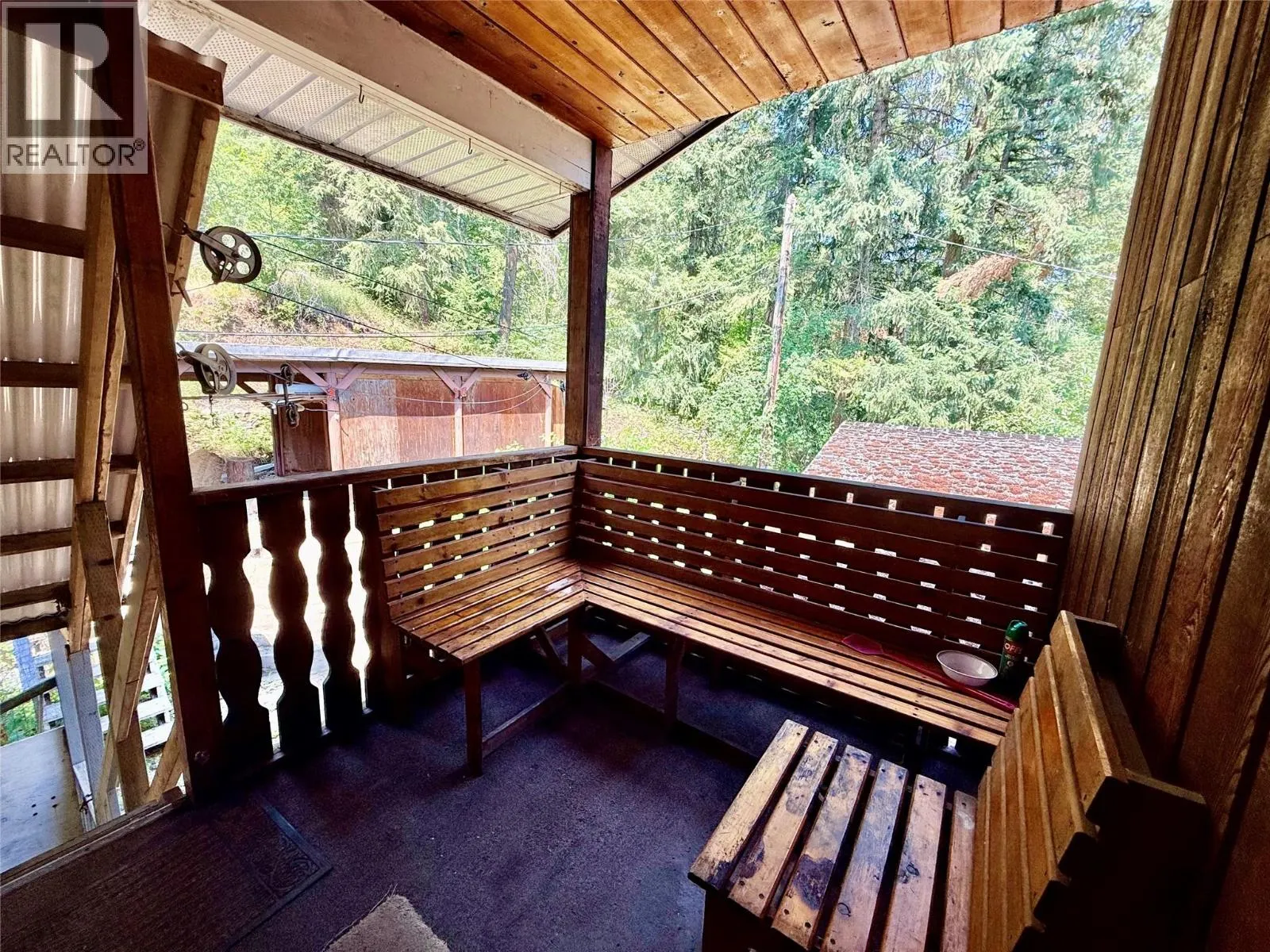 3332 Lakeview Heights Drive