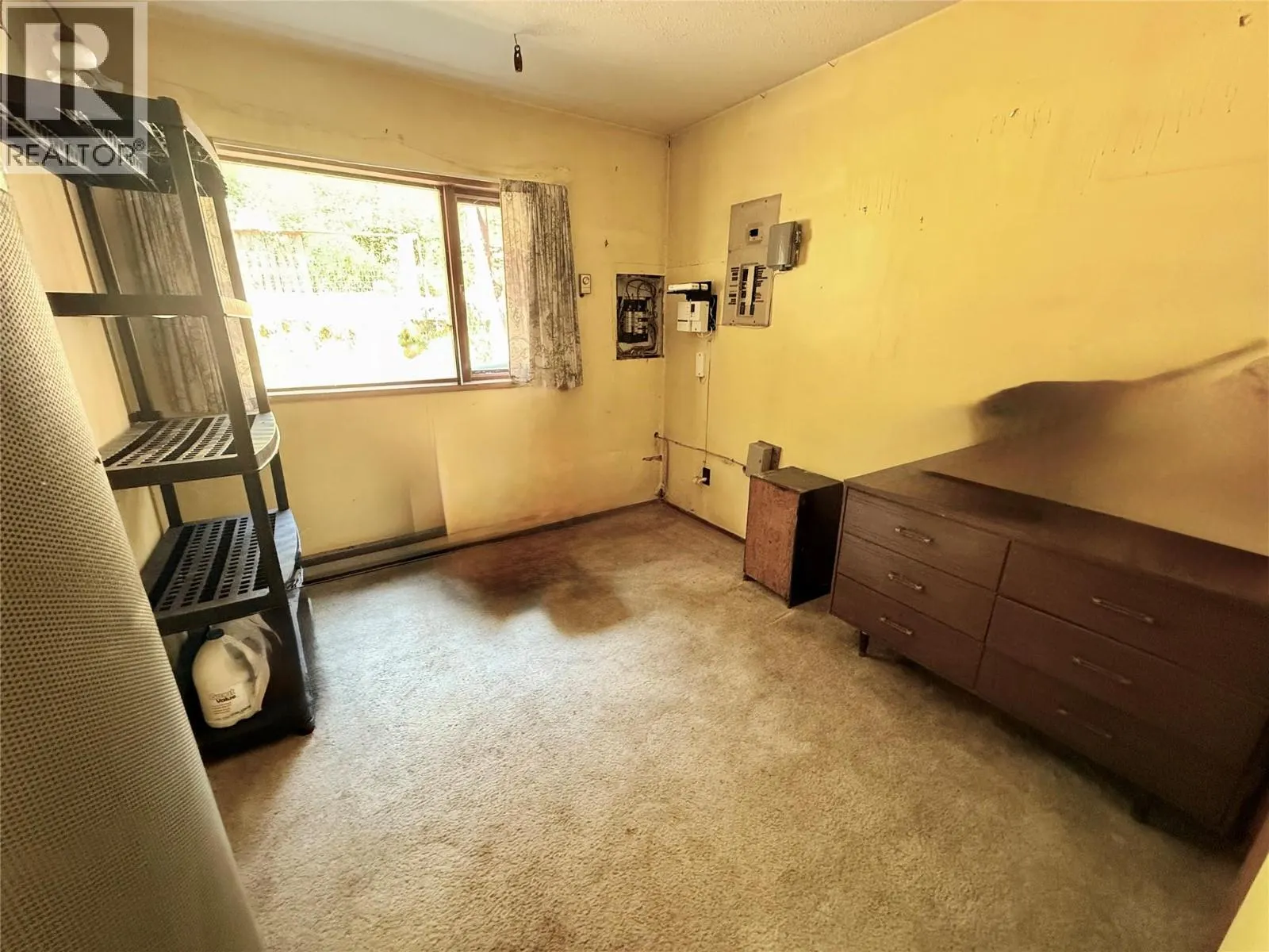 3332 Lakeview Heights Drive