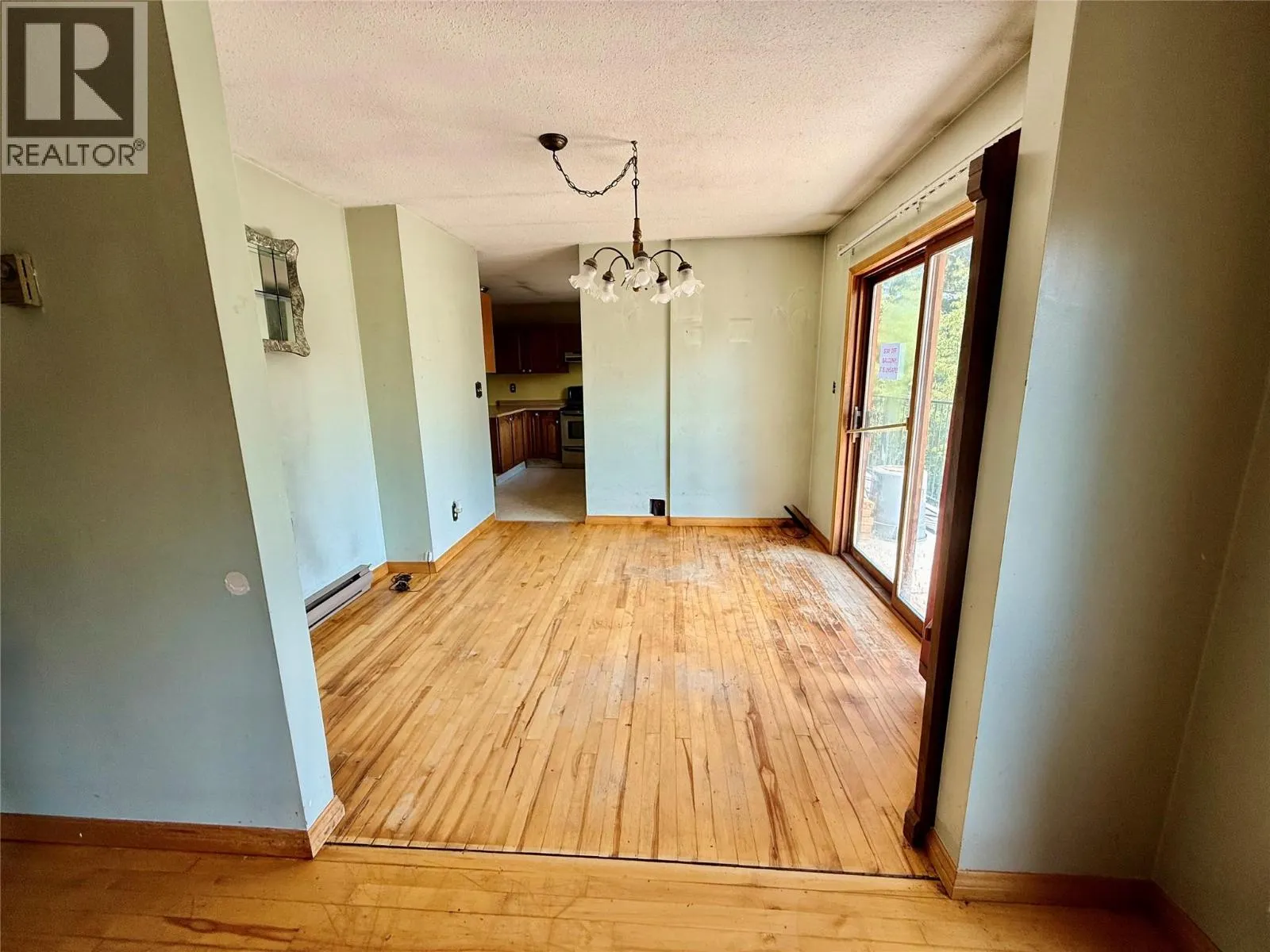 3332 Lakeview Heights Drive