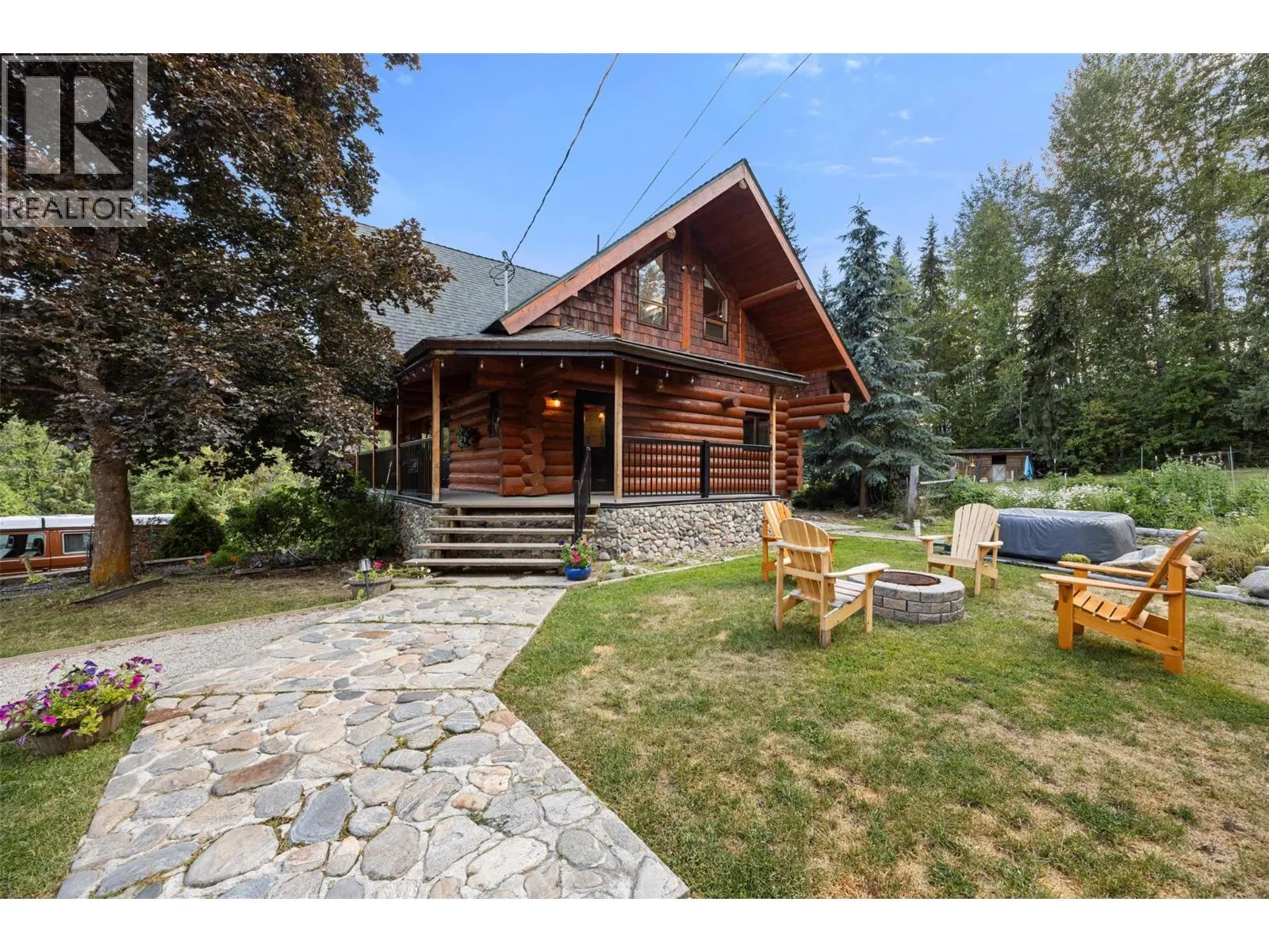 10737 Highway 33 E