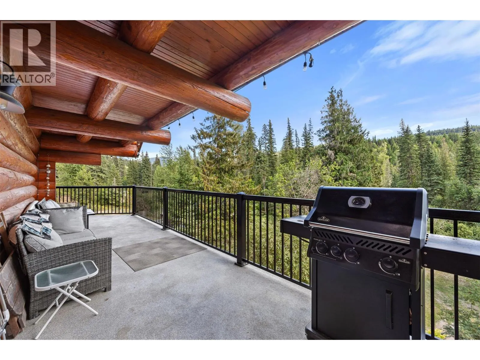 10737 Highway 33 E