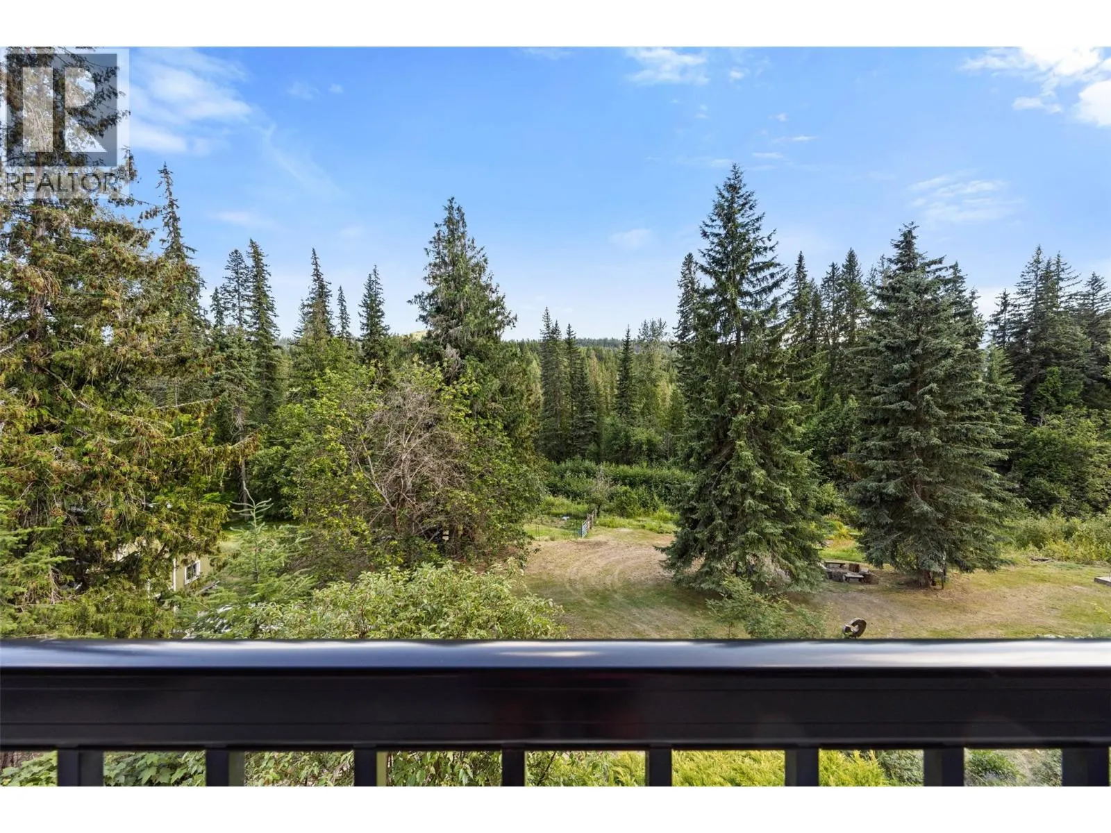10737 Highway 33 E