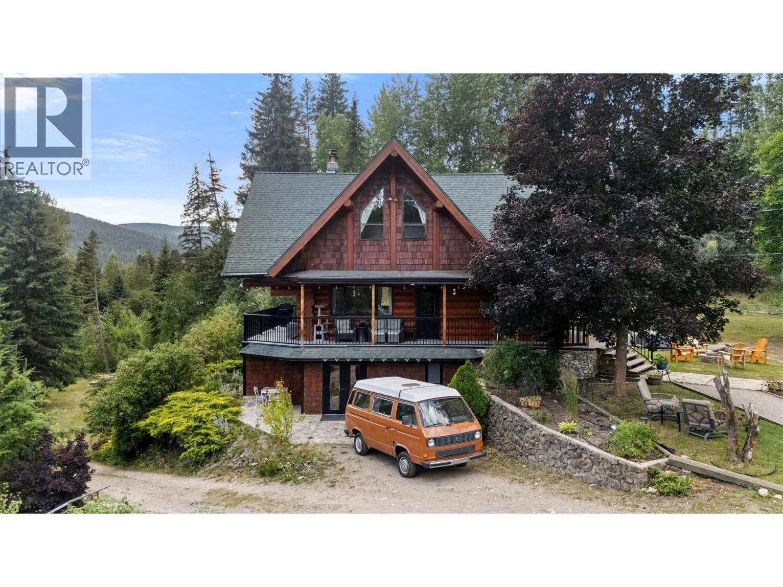 10737 Highway 33 E