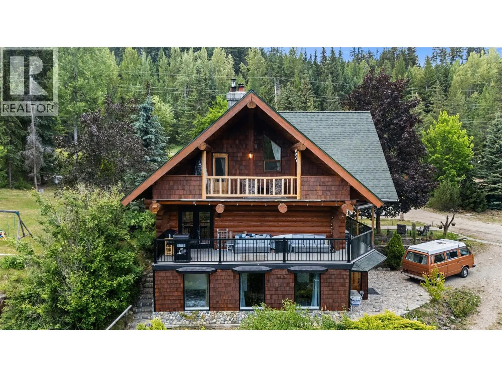 10737 Highway 33 E