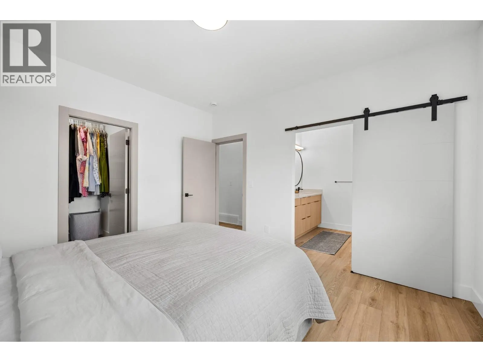 1506 39A Avenue Unit# 3